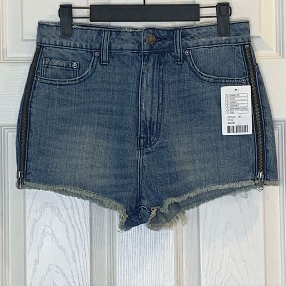 BDG Super High Rise Cheeky Jean Shorts Size Zippers Size 27W - Picture 1 of 12